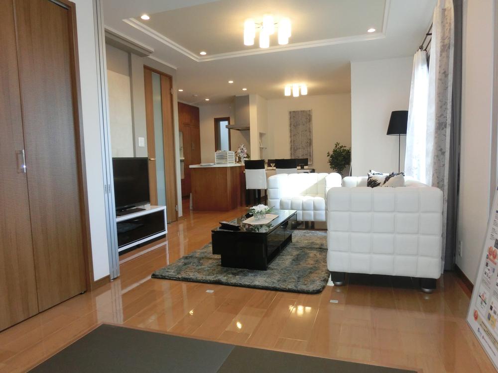 Living. Bright living.