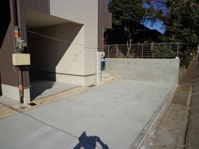 Parking lot. Spacious parking space