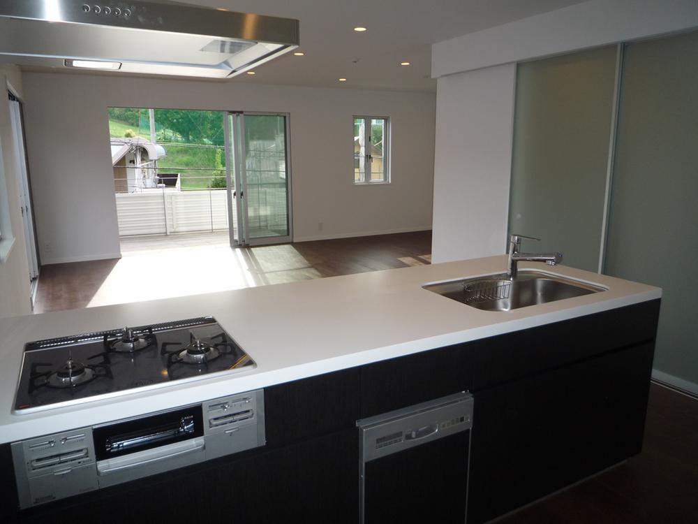 Living. It is the eyes of from the kitchen.