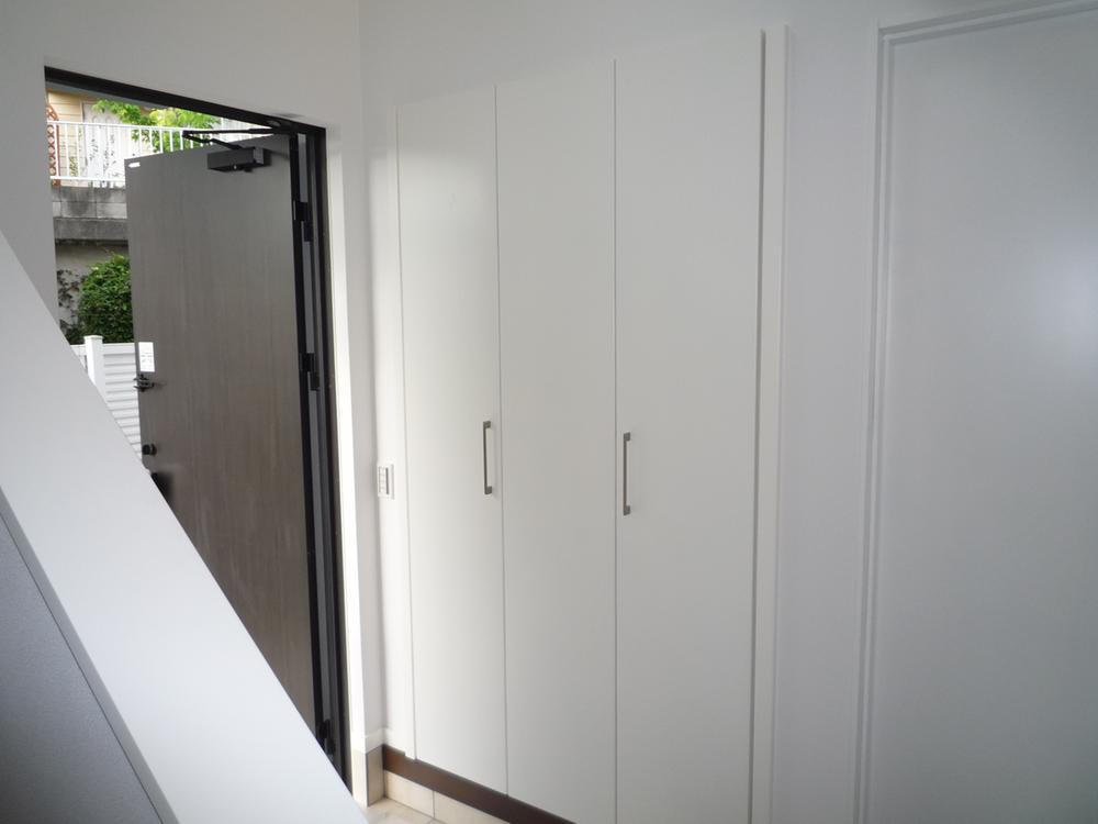 Receipt. It is a big shoe box.