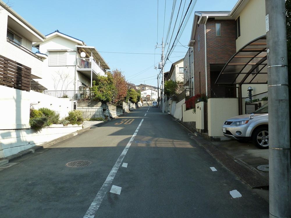 Local photos, including front road. Local (12 May 2013) Shooting