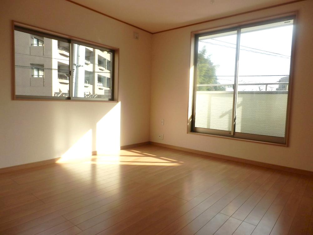 Non-living room. Western-style photo Shooting date 2013 / 12 / 23