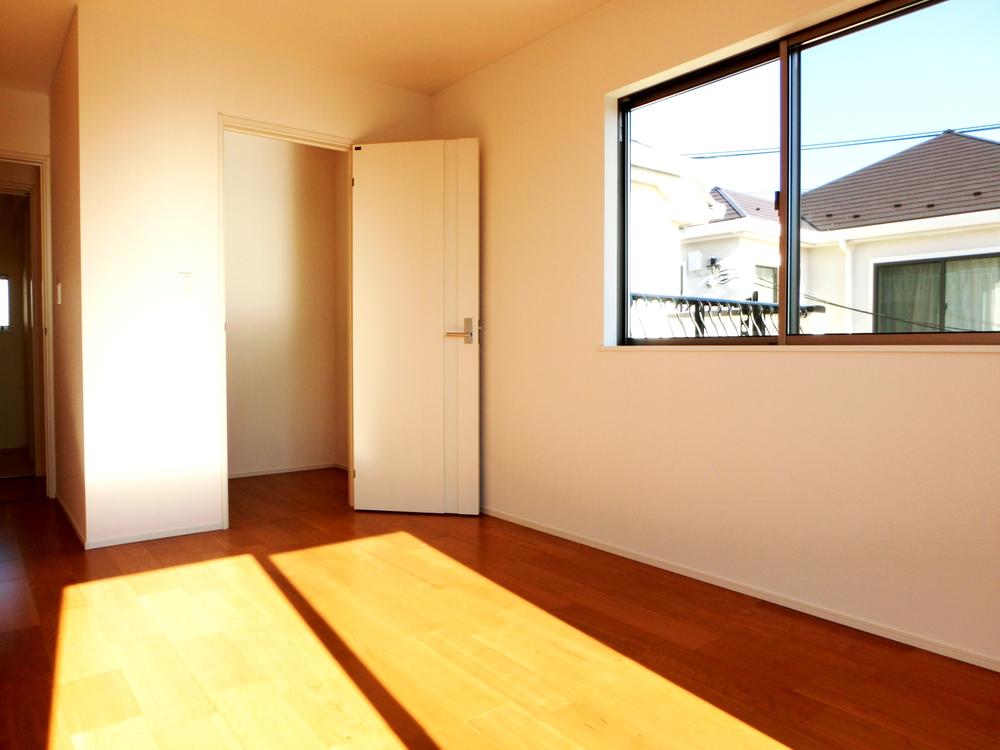 Receipt. Second floor Western-style back a walk-in closet (Building 2)