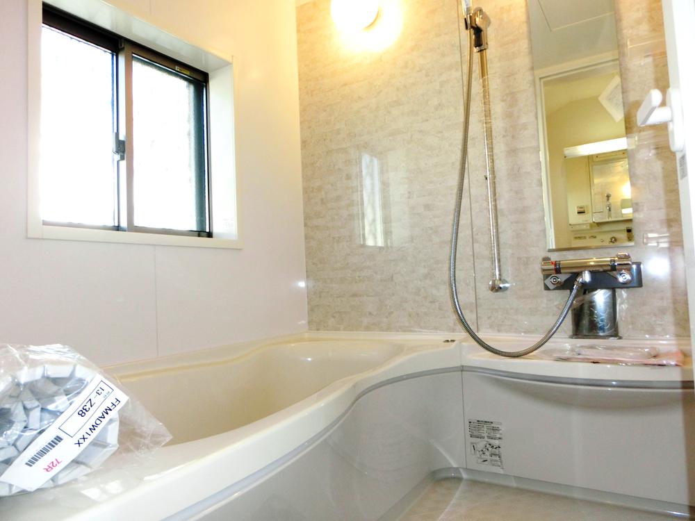 Bathroom. Bathroom (2 Building)