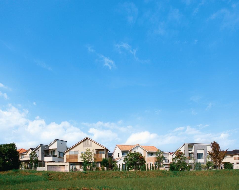 Other local. Sense of openness by the utility poles underground feel "empty Azamino is wide.". Good cityscape pleasant is a feature of "Idearina".