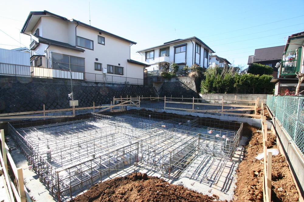 Local appearance photo. Local (12 May 2013) Shooting