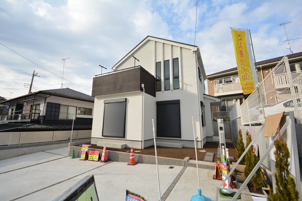 Local appearance photo. Local (12 May 2013) Shooting 1 Building