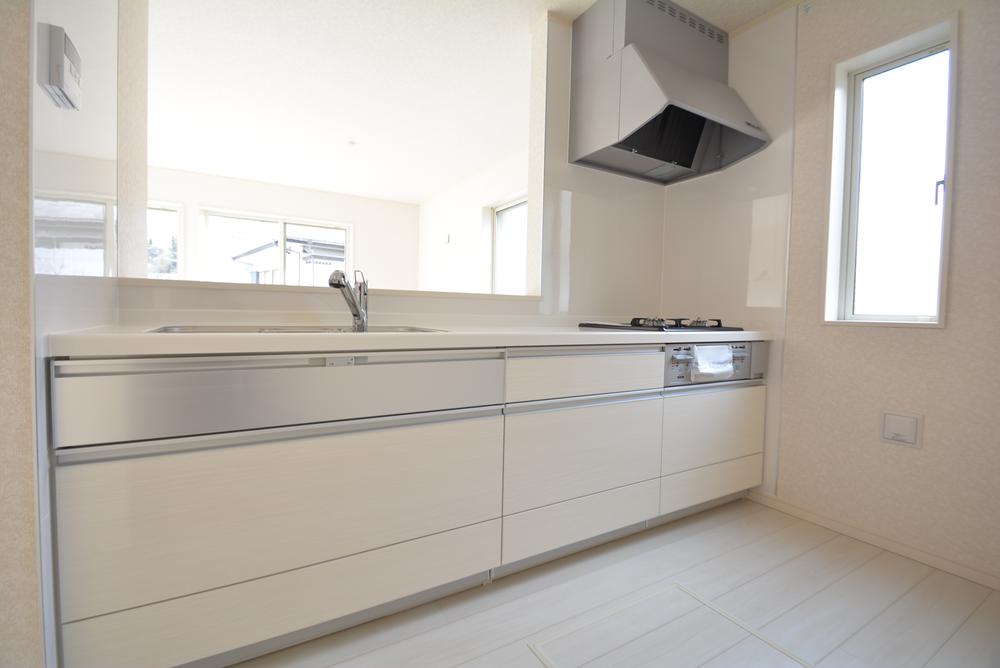 Kitchen. Indoor (12 May 2013) Shooting Building 2