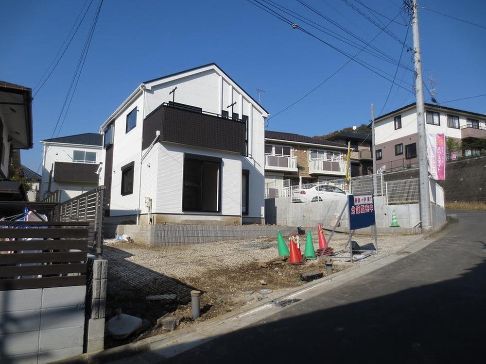 Local photos, including front road