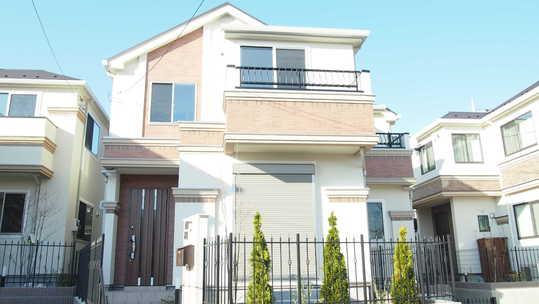 Local appearance photo. Building appearance