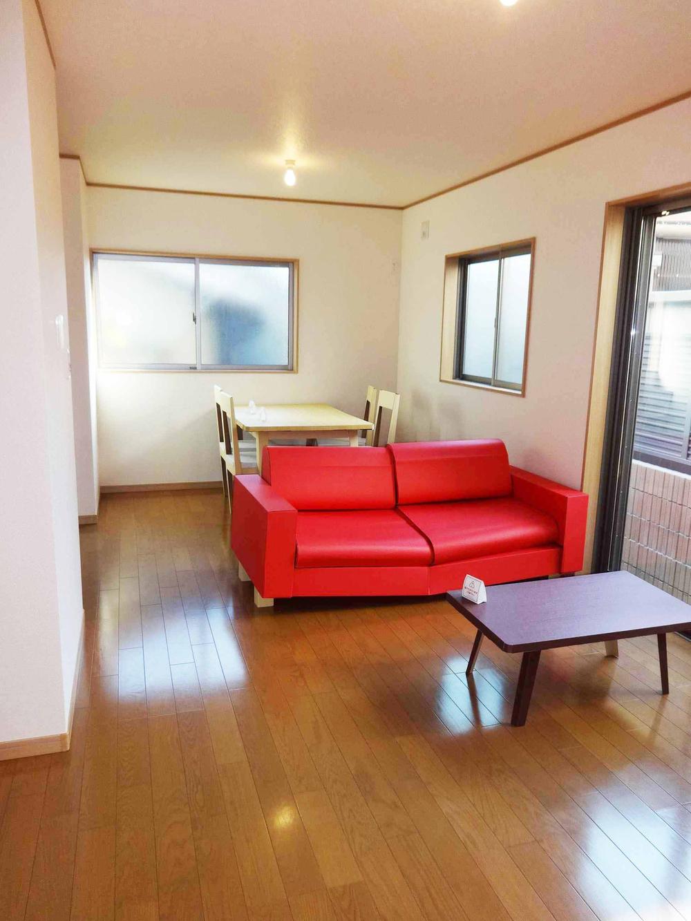 Living. Indoor (12 May 2013) Shooting