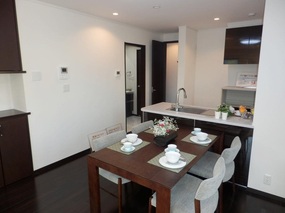 Non-living room. Interior The company specification example Lighting adopts LED