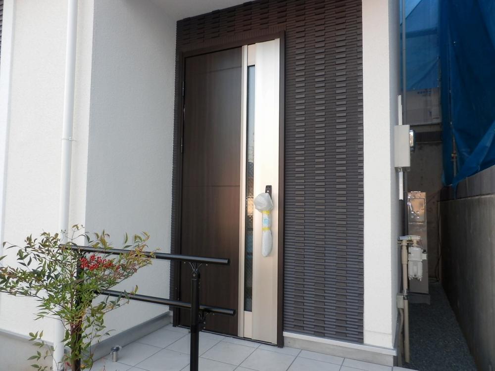 Same specifications photos (appearance). Entrance The company specification example