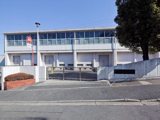 Primary school. Yokohama Municipal Azamino 440m until the second elementary school