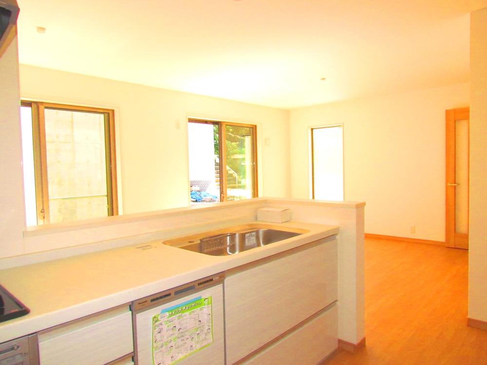 Same specifications photos (living). Example of construction Water purification kitchen faucet! Dish washing washing machine!