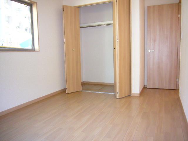 Non-living room. 1 Kaiyoshitsu