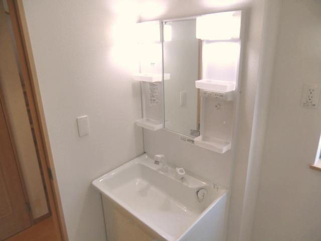 Same specifications photos (Other introspection). Vanity construction case