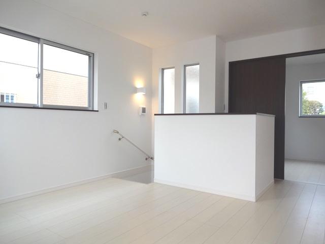 Living. Building 2 dining