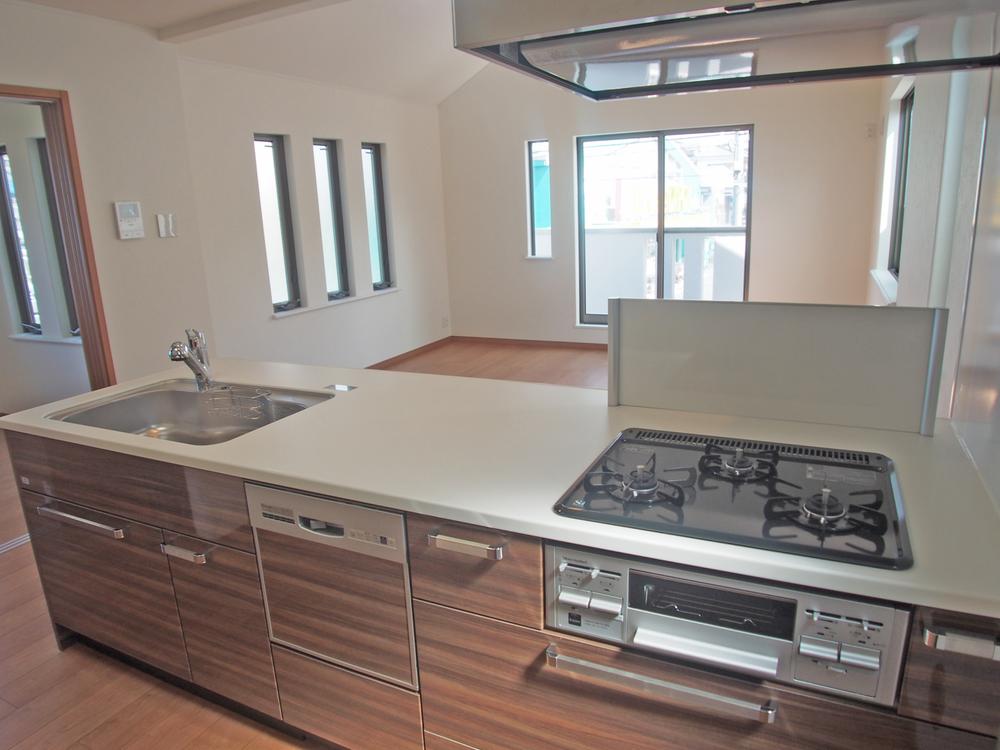 Same specifications photo (kitchen). Same specifications