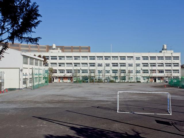 Junior high school. Aobadai junior high school