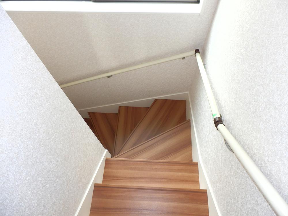 Same specifications photos (Other introspection). Interior style same specifications Flooring adoption of "natural quality"