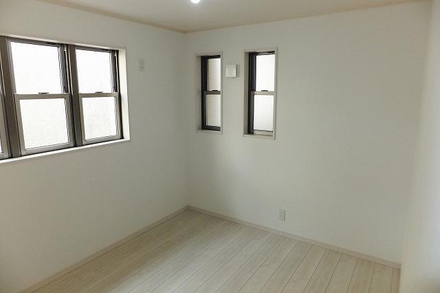 Non-living room. Indoor (October 8, 2013) Shooting