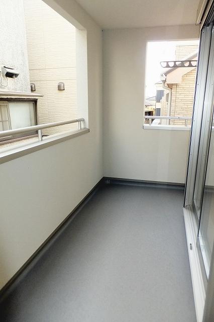 Balcony. 1F (10 August 2013) Shooting