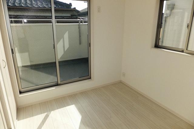 Non-living room. Indoor (October 8, 2013) Shooting