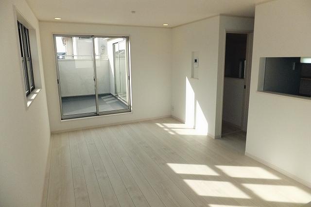 Living. Indoor (October 8, 2013) Shooting