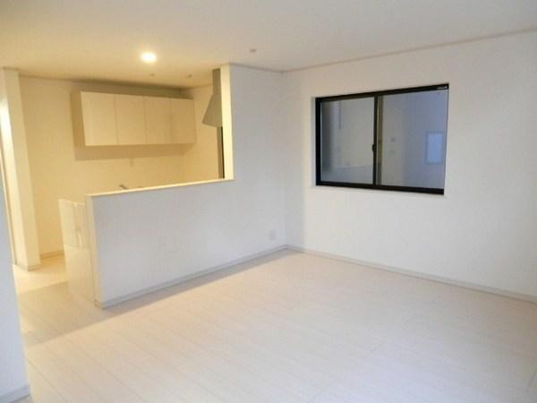 Living. Indoor (10 May 2013) Shooting