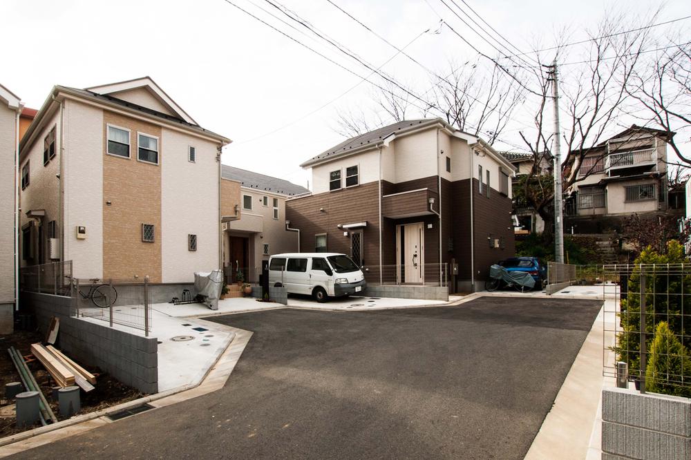 Local appearance photo. Around a quiet residential area ・  ・ Living environment favorable