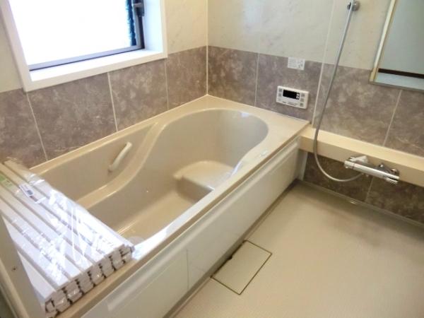 Bathroom. Indoor (July 2013) Shooting