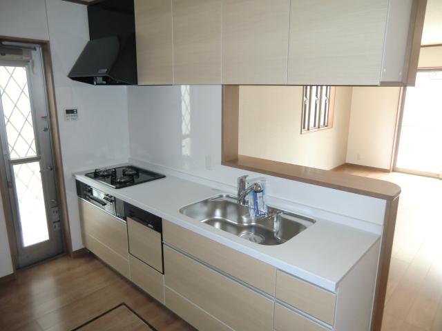 Kitchen. Local (July 2013) Shooting