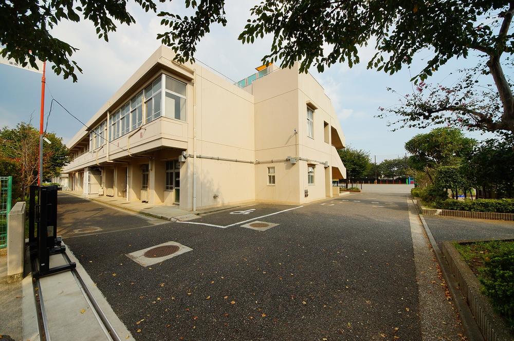 Primary school. Sachigaoka until elementary school 500m