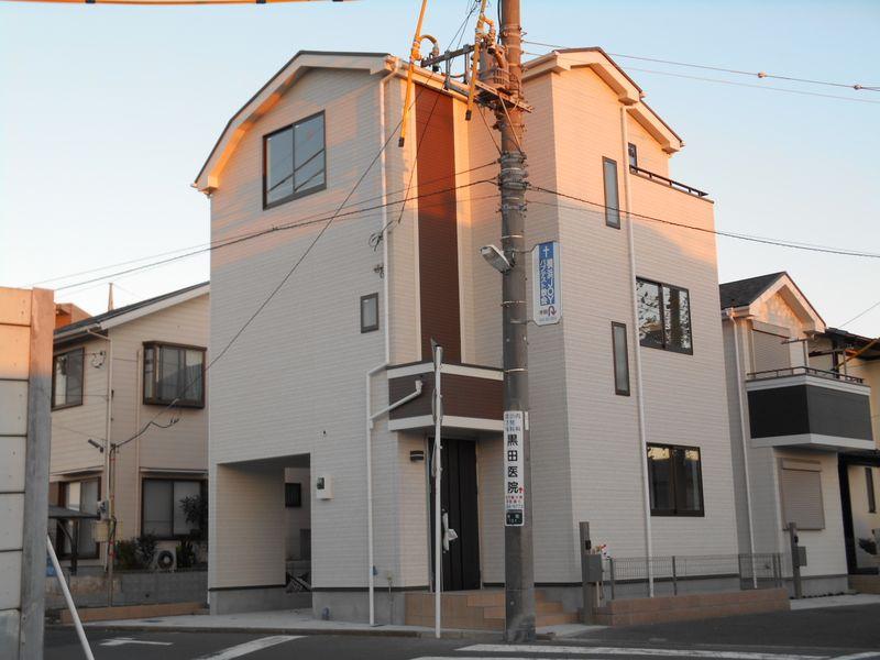 Local appearance photo