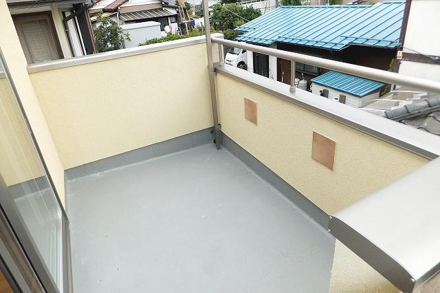 Balcony. (September 10, 2013) Shooting