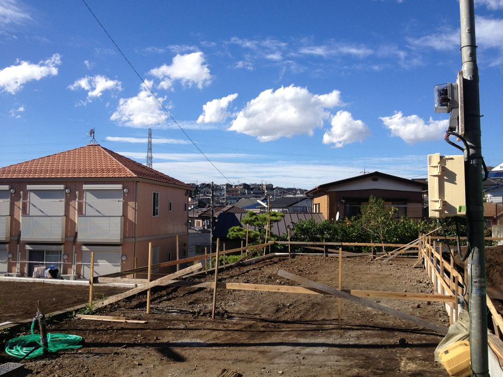 Local appearance photo. Local (11 May 2013) Shooting