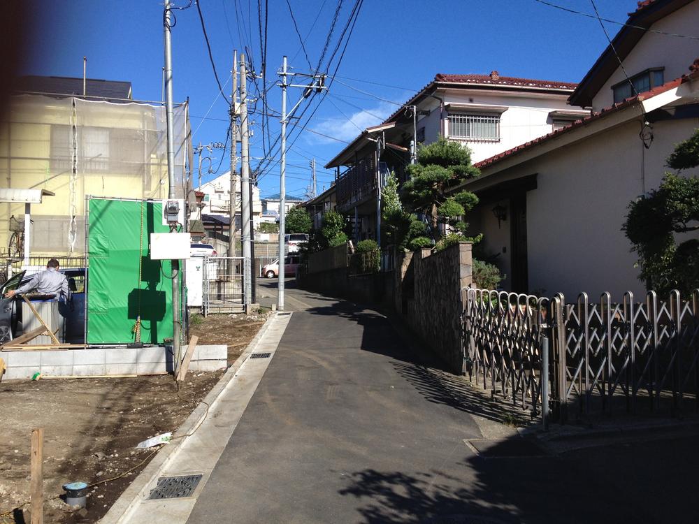 Local photos, including front road. Local (11 May 2013) Shooting