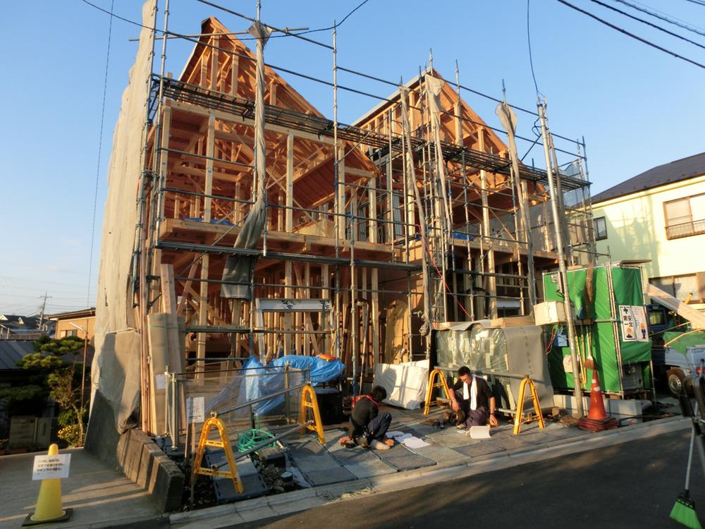 Local appearance photo. Local (11 May 2013) Shooting