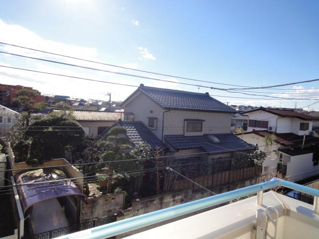 View photos from the dwelling unit. View from the site (December 2013) Shooting