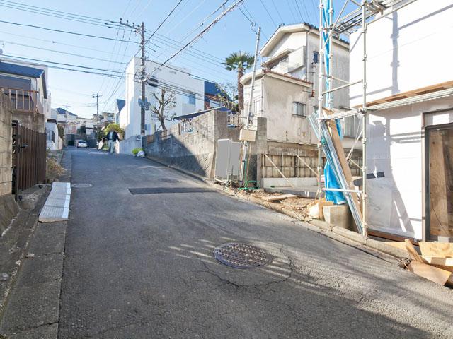 Local photos, including front road. December 16, 2013 shooting Building 3