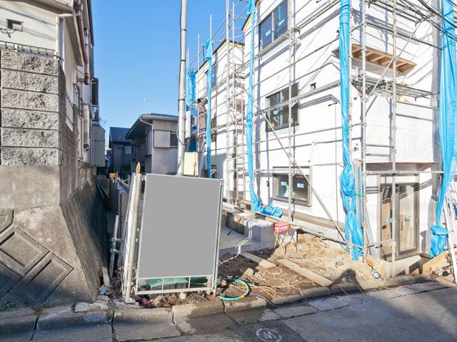 Local appearance photo. December 16, 2013 shooting Building 3