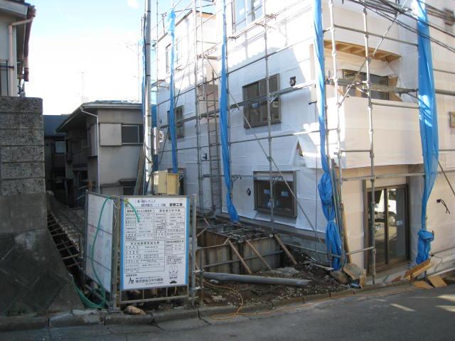 Local appearance photo. It will be the future of architecture, Construction site also can see, It is safe! !