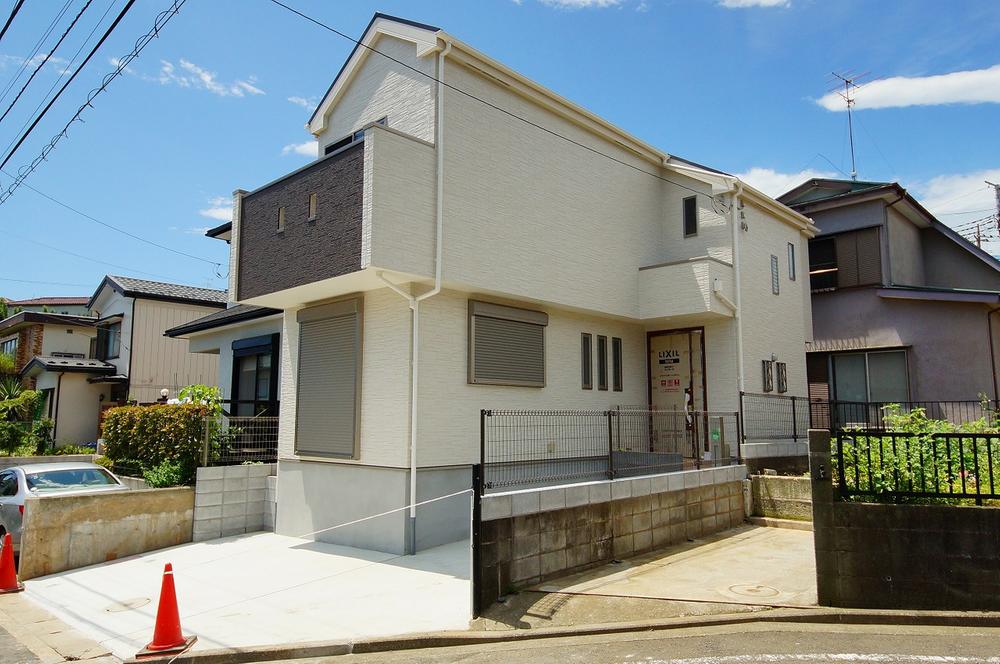 Local appearance photo