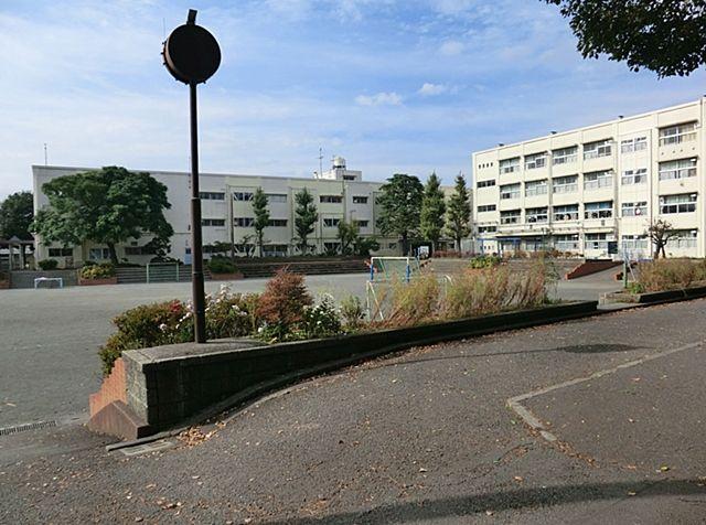 Primary school. 500m to Yokohama Municipal Tsuoka Elementary School