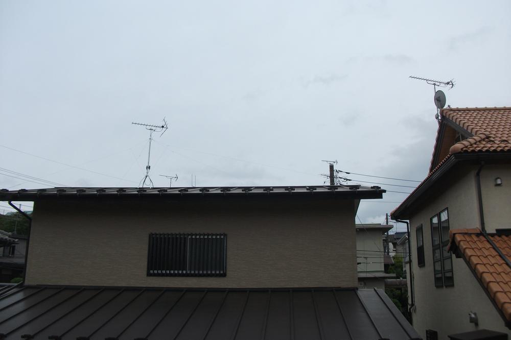 View photos from the local. View from the second floor South