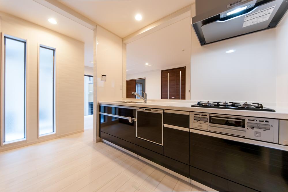 Kitchen. Excellent system kitchen in functionality ・  ・ Dishwasher dryer