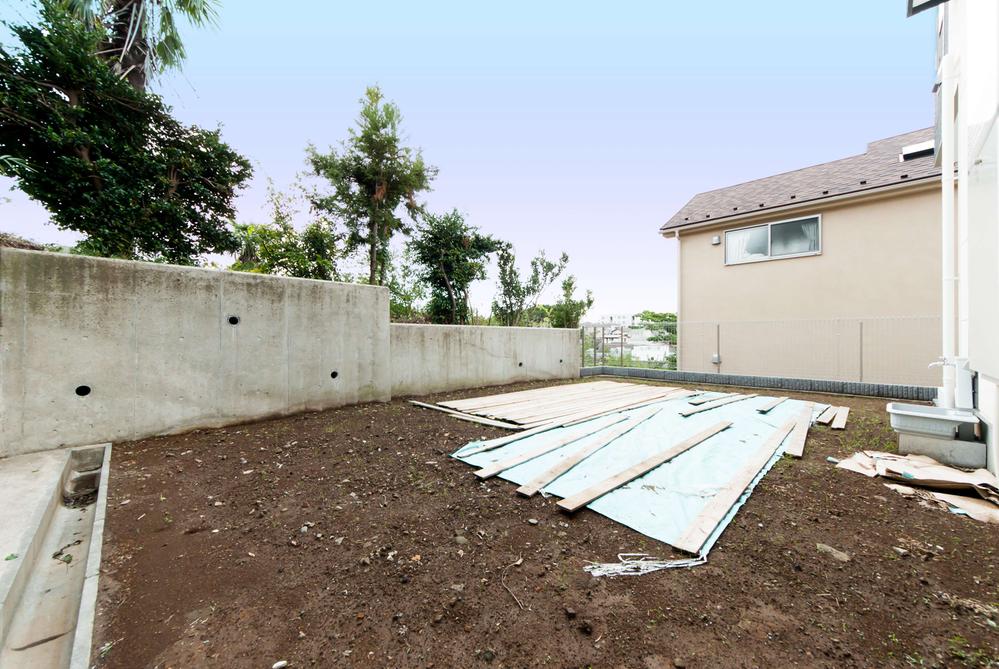 Garden. Spacious Niwazuke ・  ・ There are about 30 Pledge breadth of equivalent. 