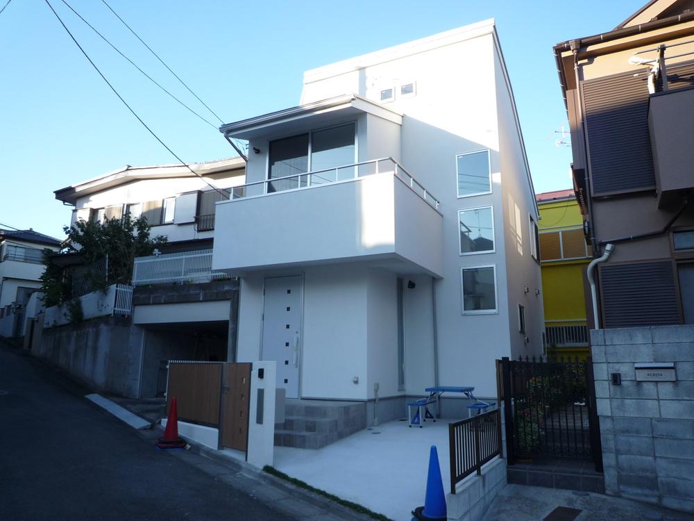 Local appearance photo