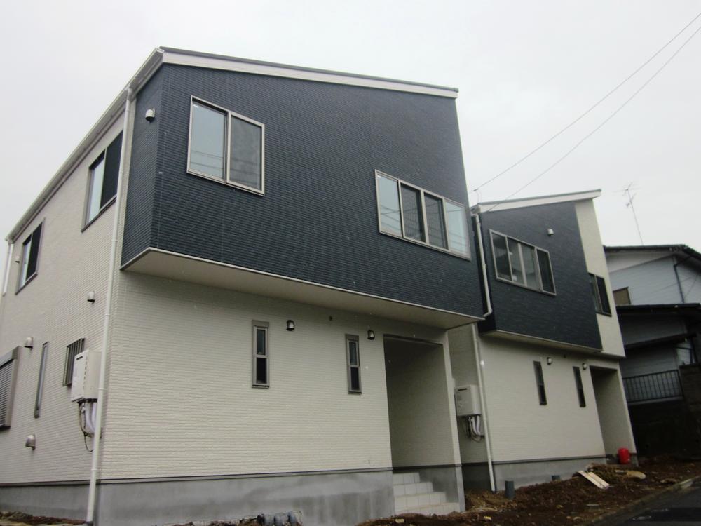 Local appearance photo. Local (10 May 2013) Shooting